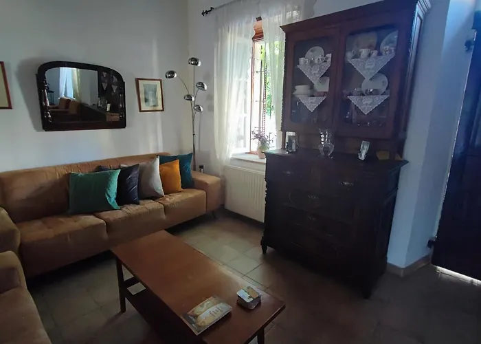 Hétvégi ház Liakoto