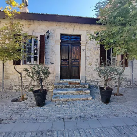 Εξοχικό σπίτι λιακωτό *